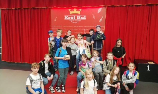 Wyjście na kręgle klasy 3a i 3b